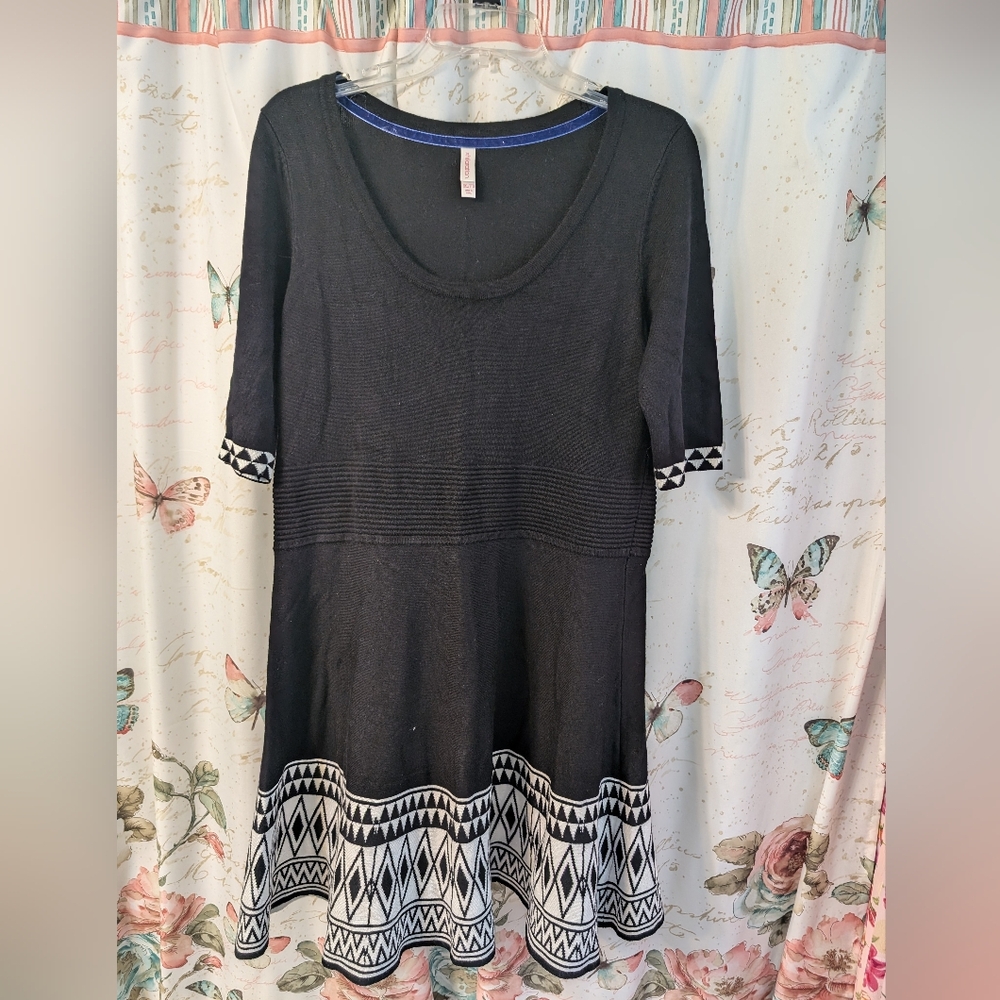 Xhilaration Fit & Flare Black Geometric Sweater Dress